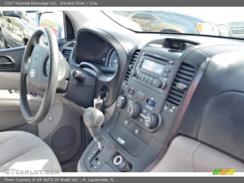 Stardust Silver / Gray 2007 Hyundai Entourage GLS
