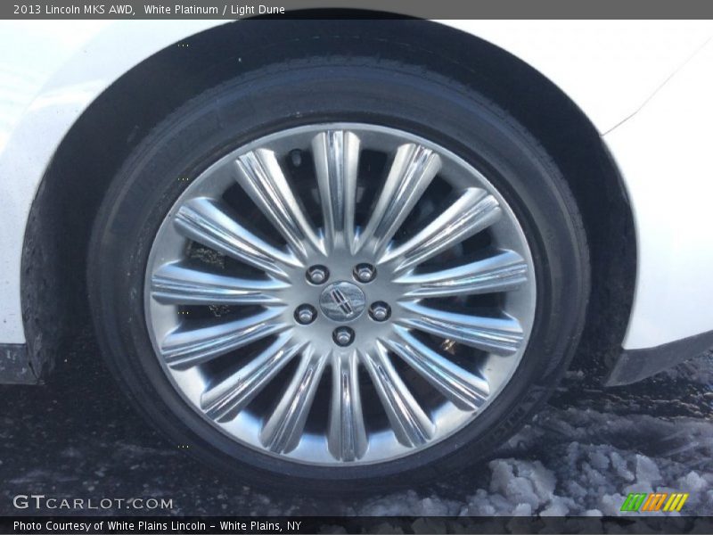White Platinum / Light Dune 2013 Lincoln MKS AWD