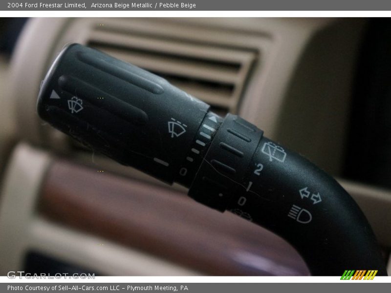 Arizona Beige Metallic / Pebble Beige 2004 Ford Freestar Limited