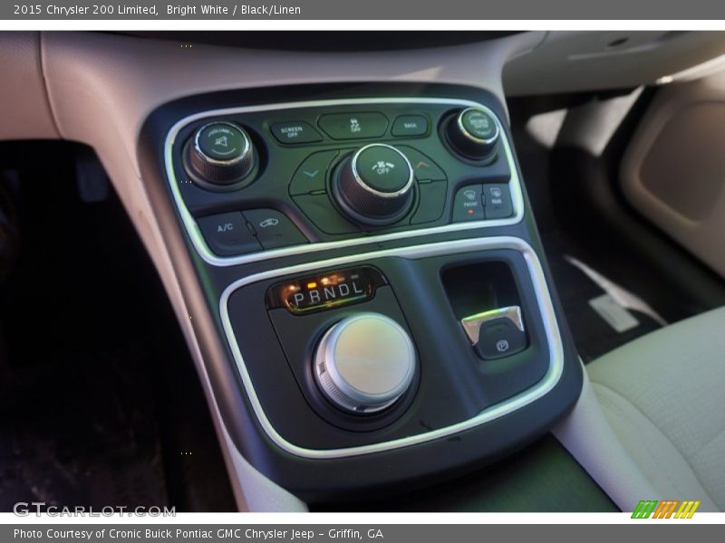 Bright White / Black/Linen 2015 Chrysler 200 Limited