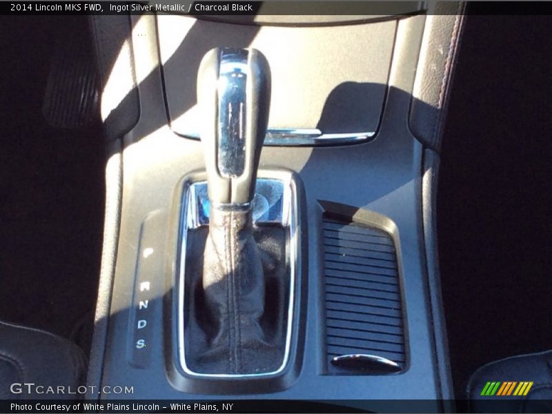 Ingot Silver Metallic / Charcoal Black 2014 Lincoln MKS FWD