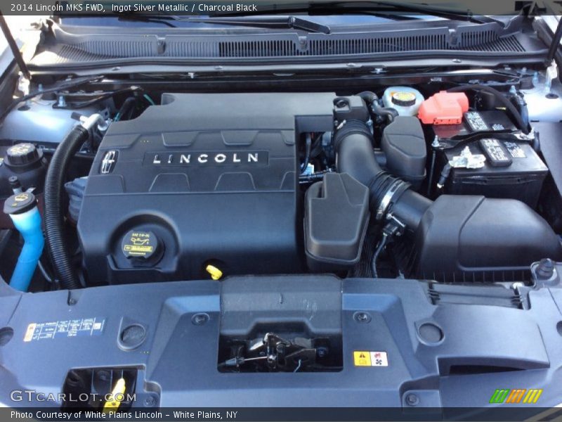 Ingot Silver Metallic / Charcoal Black 2014 Lincoln MKS FWD