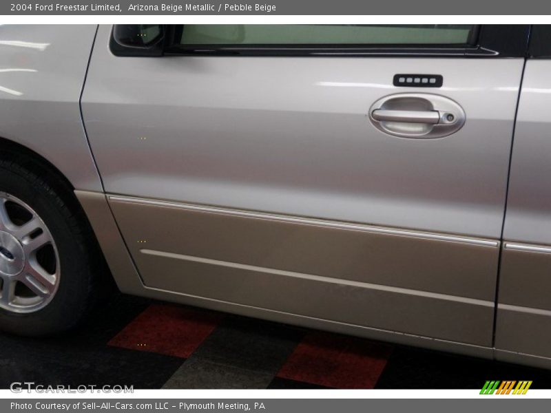 Arizona Beige Metallic / Pebble Beige 2004 Ford Freestar Limited