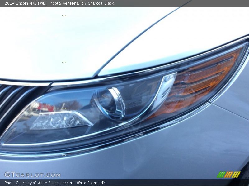 Ingot Silver Metallic / Charcoal Black 2014 Lincoln MKS FWD