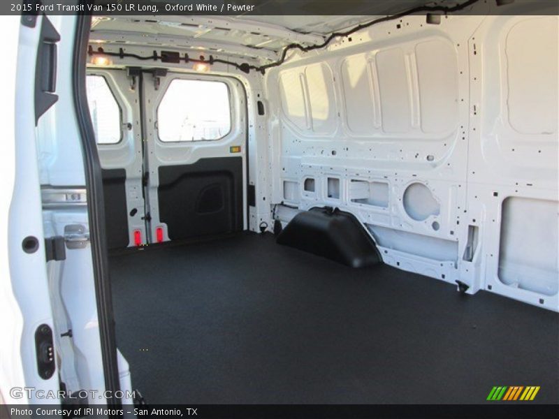  2015 Transit Van 150 LR Long Trunk