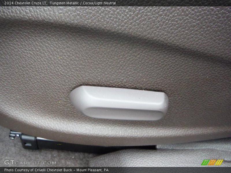 Tungsten Metallic / Cocoa/Light Neutral 2014 Chevrolet Cruze LT