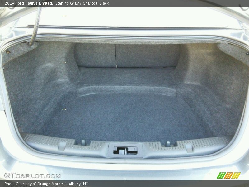 Sterling Gray / Charcoal Black 2014 Ford Taurus Limited