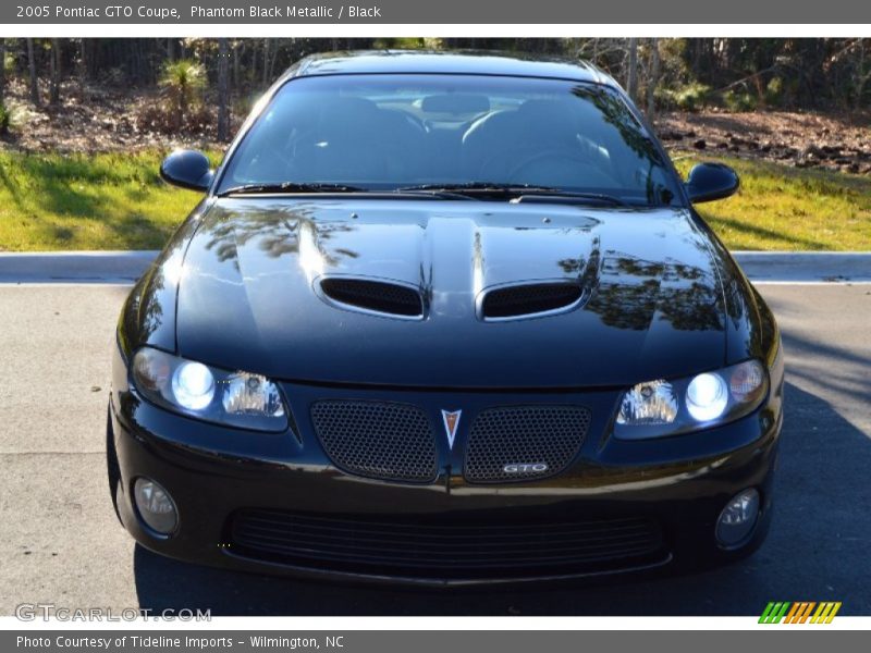 Phantom Black Metallic / Black 2005 Pontiac GTO Coupe