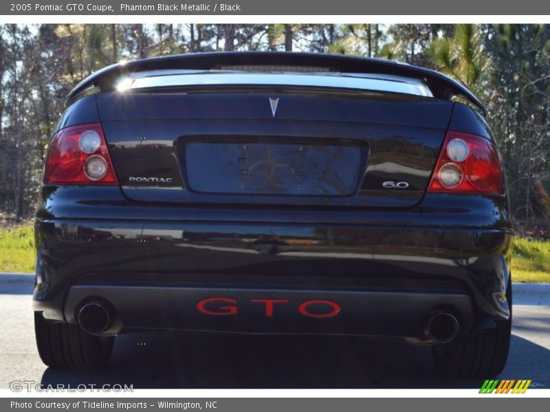 Phantom Black Metallic / Black 2005 Pontiac GTO Coupe