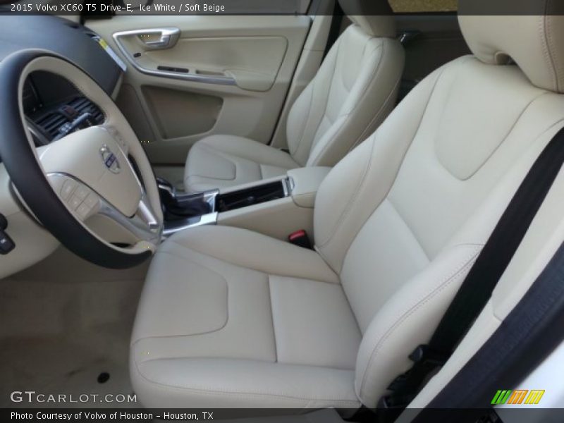 Ice White / Soft Beige 2015 Volvo XC60 T5 Drive-E