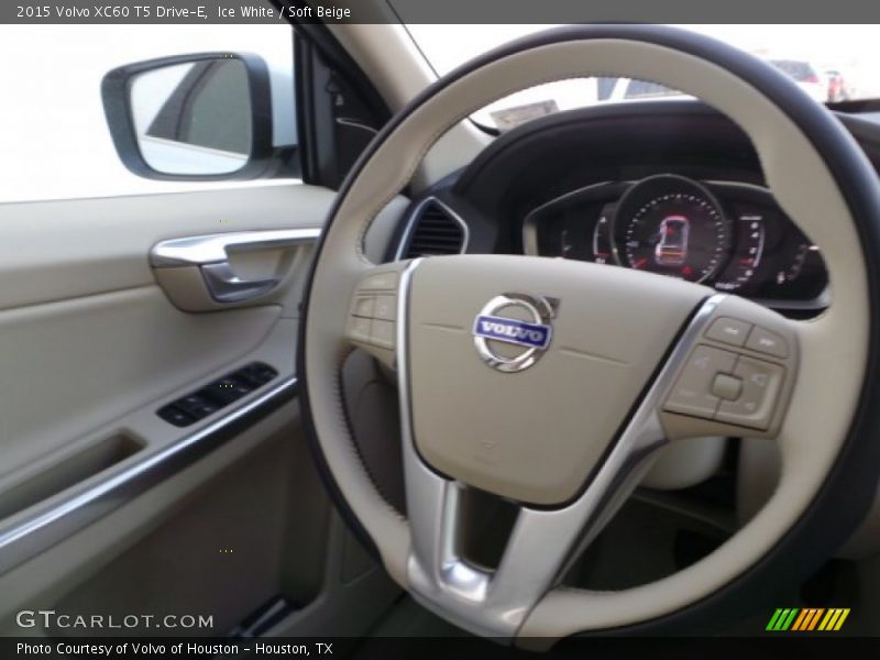 Ice White / Soft Beige 2015 Volvo XC60 T5 Drive-E