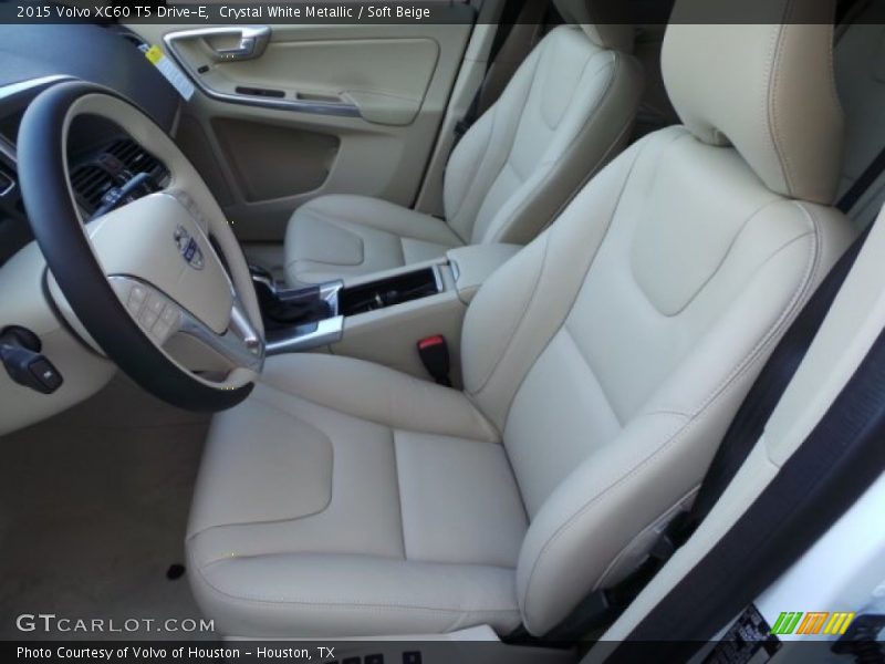 Crystal White Metallic / Soft Beige 2015 Volvo XC60 T5 Drive-E