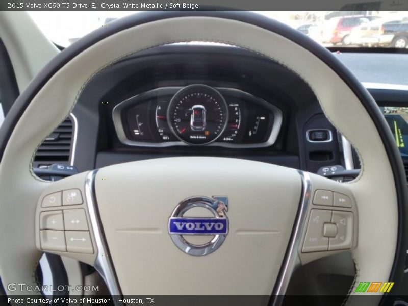 Crystal White Metallic / Soft Beige 2015 Volvo XC60 T5 Drive-E