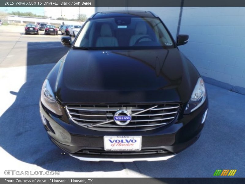 Black / Soft Beige 2015 Volvo XC60 T5 Drive-E