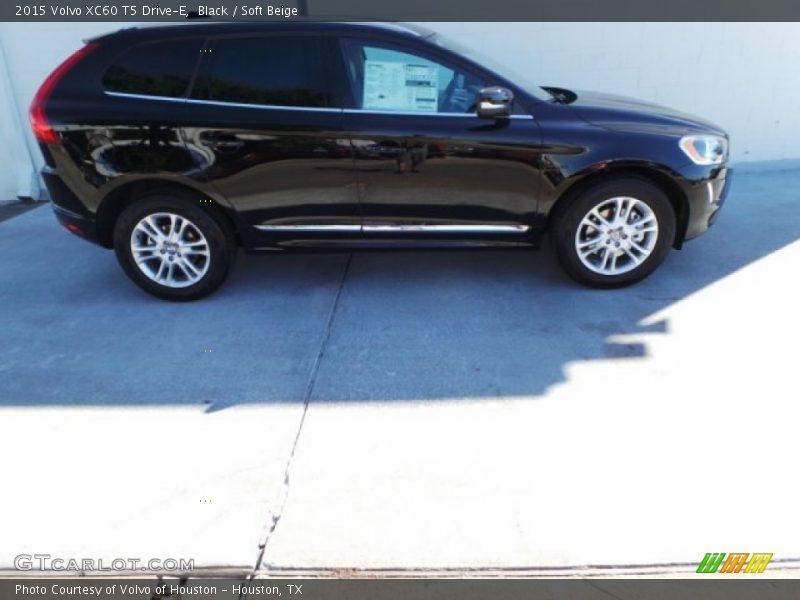 Black / Soft Beige 2015 Volvo XC60 T5 Drive-E