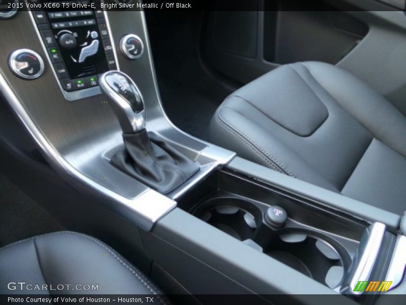 Bright Silver Metallic / Off Black 2015 Volvo XC60 T5 Drive-E