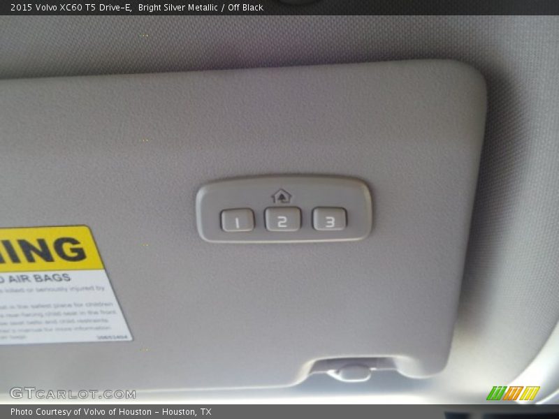Bright Silver Metallic / Off Black 2015 Volvo XC60 T5 Drive-E