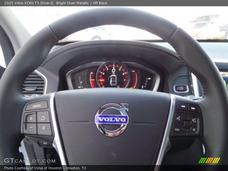 Bright Silver Metallic / Off Black 2015 Volvo XC60 T5 Drive-E