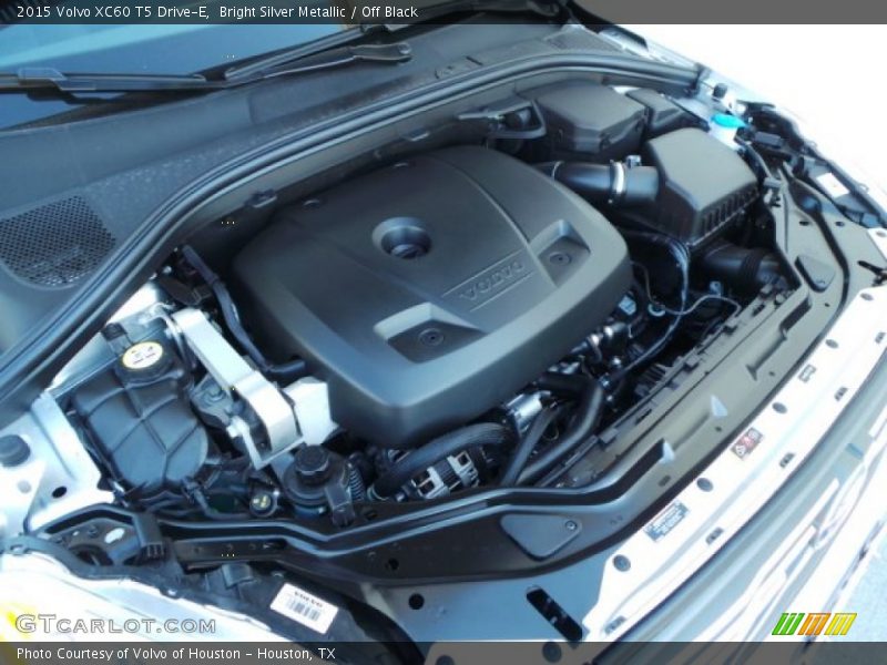 Bright Silver Metallic / Off Black 2015 Volvo XC60 T5 Drive-E
