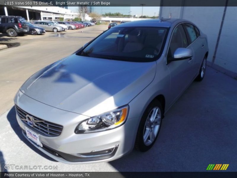 Bright Silver Metallic / Soft Beige 2015 Volvo S60 T5 Drive-E