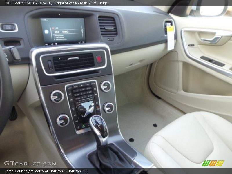 Bright Silver Metallic / Soft Beige 2015 Volvo S60 T5 Drive-E