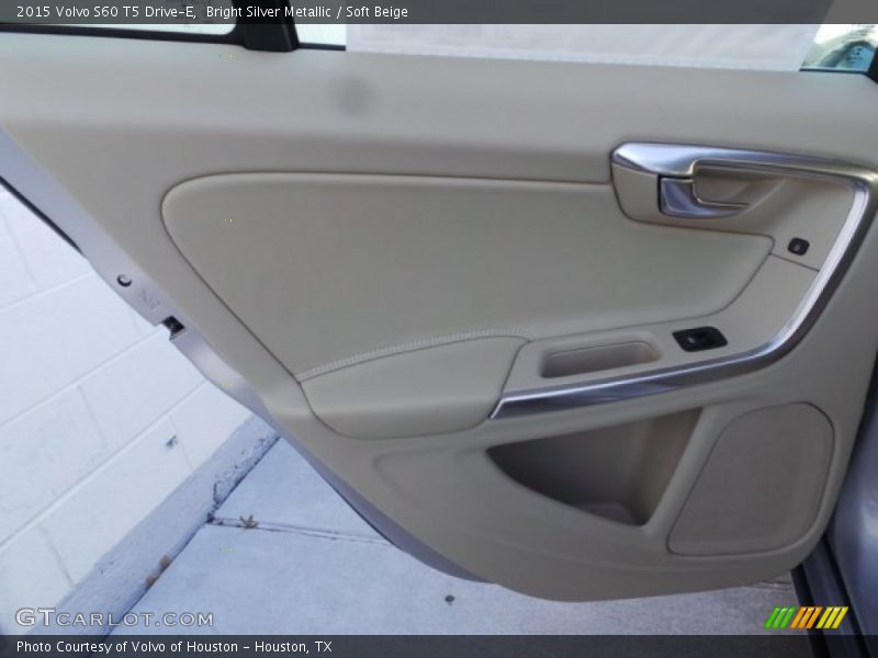 Bright Silver Metallic / Soft Beige 2015 Volvo S60 T5 Drive-E