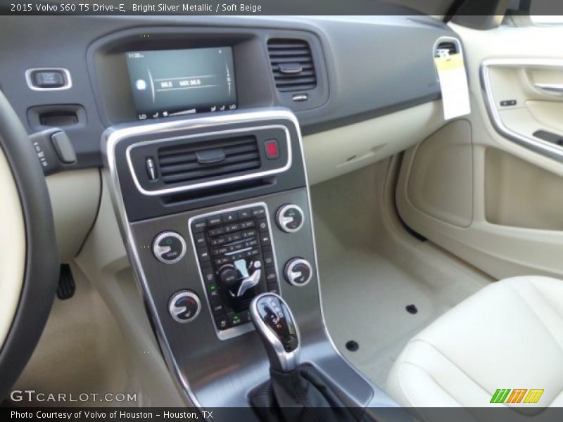 Bright Silver Metallic / Soft Beige 2015 Volvo S60 T5 Drive-E