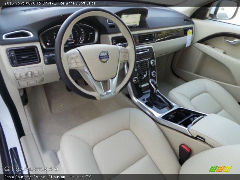  2015 XC70 T5 Drive-E Soft Beige Interior