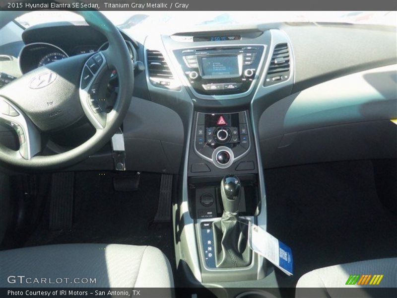 Titanium Gray Metallic / Gray 2015 Hyundai Elantra SE Sedan
