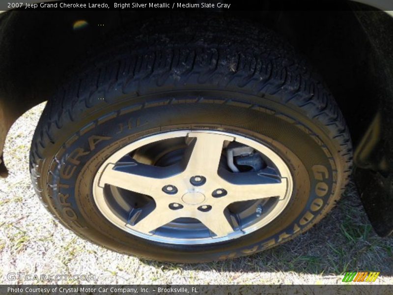 Bright Silver Metallic / Medium Slate Gray 2007 Jeep Grand Cherokee Laredo