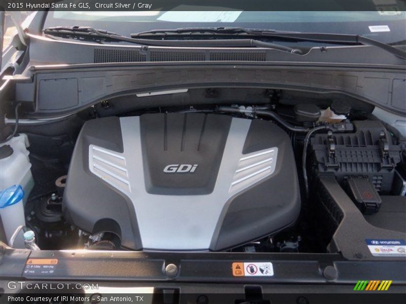 Circuit Silver / Gray 2015 Hyundai Santa Fe GLS