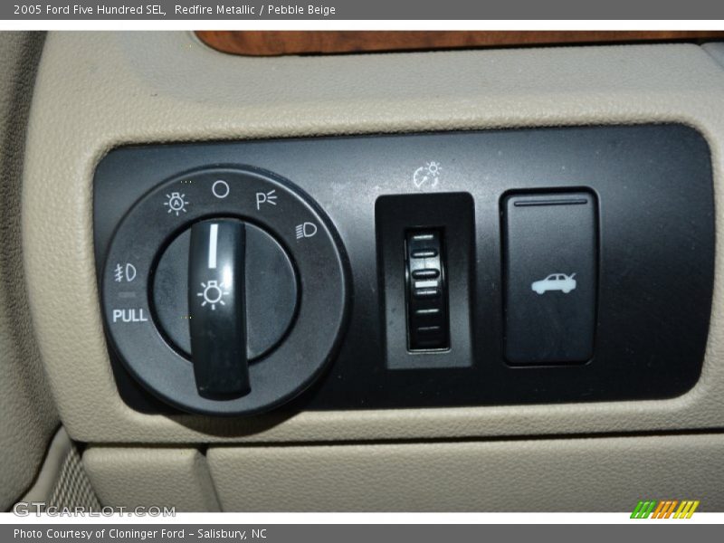 Redfire Metallic / Pebble Beige 2005 Ford Five Hundred SEL