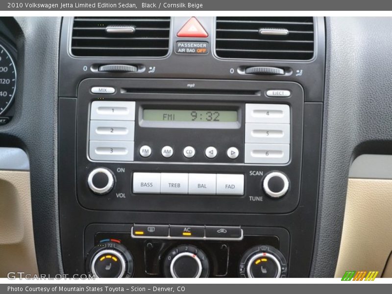 Black / Cornsilk Beige 2010 Volkswagen Jetta Limited Edition Sedan
