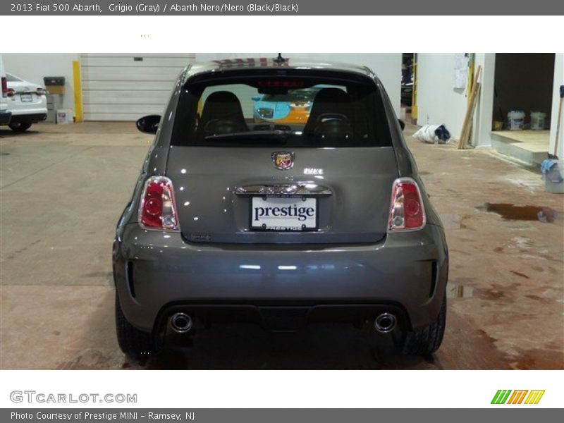 Grigio (Gray) / Abarth Nero/Nero (Black/Black) 2013 Fiat 500 Abarth