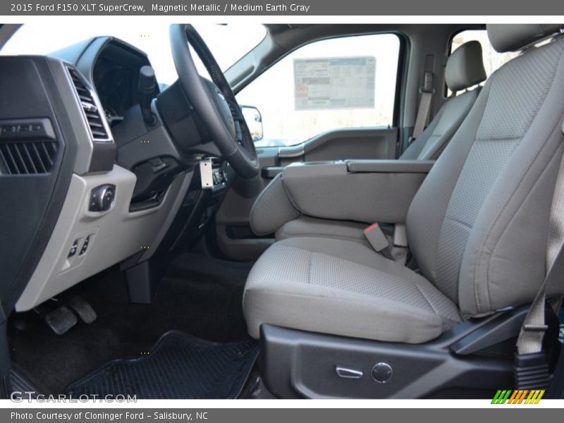 Magnetic Metallic / Medium Earth Gray 2015 Ford F150 XLT SuperCrew