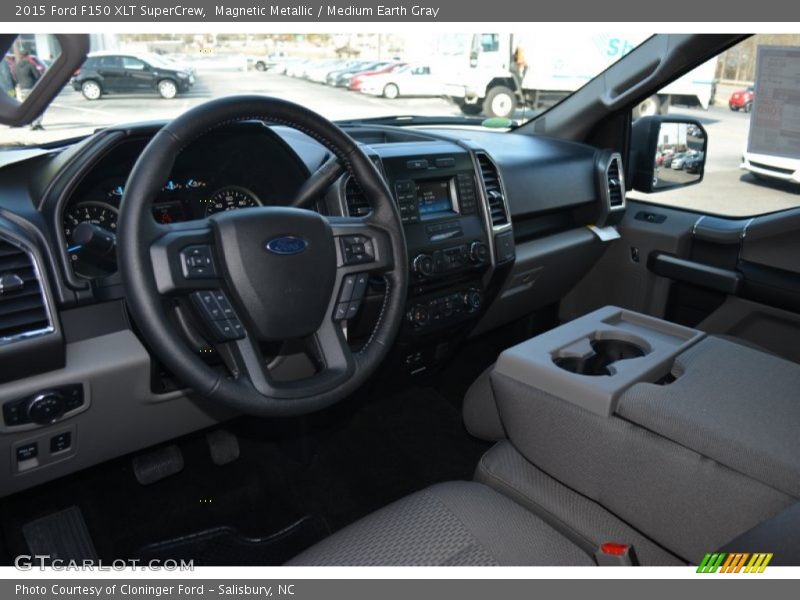 Magnetic Metallic / Medium Earth Gray 2015 Ford F150 XLT SuperCrew