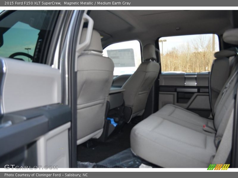 Magnetic Metallic / Medium Earth Gray 2015 Ford F150 XLT SuperCrew