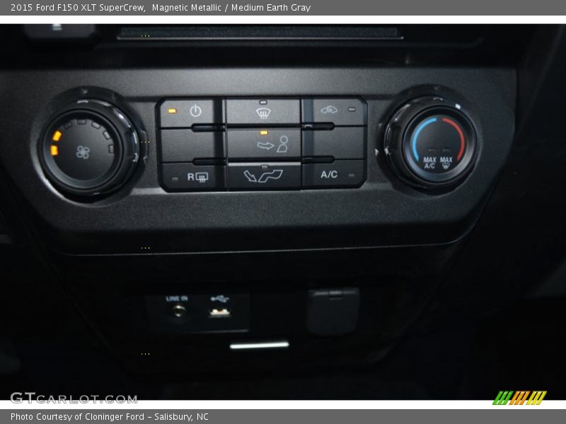 Magnetic Metallic / Medium Earth Gray 2015 Ford F150 XLT SuperCrew