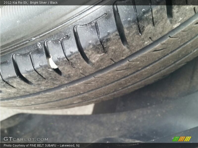 Bright Silver / Black 2012 Kia Rio EX