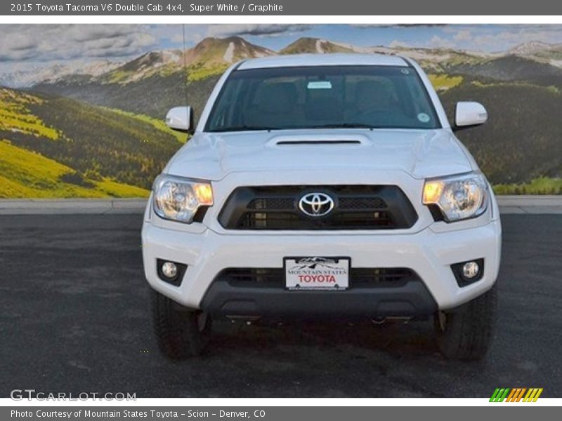 Super White / Graphite 2015 Toyota Tacoma V6 Double Cab 4x4