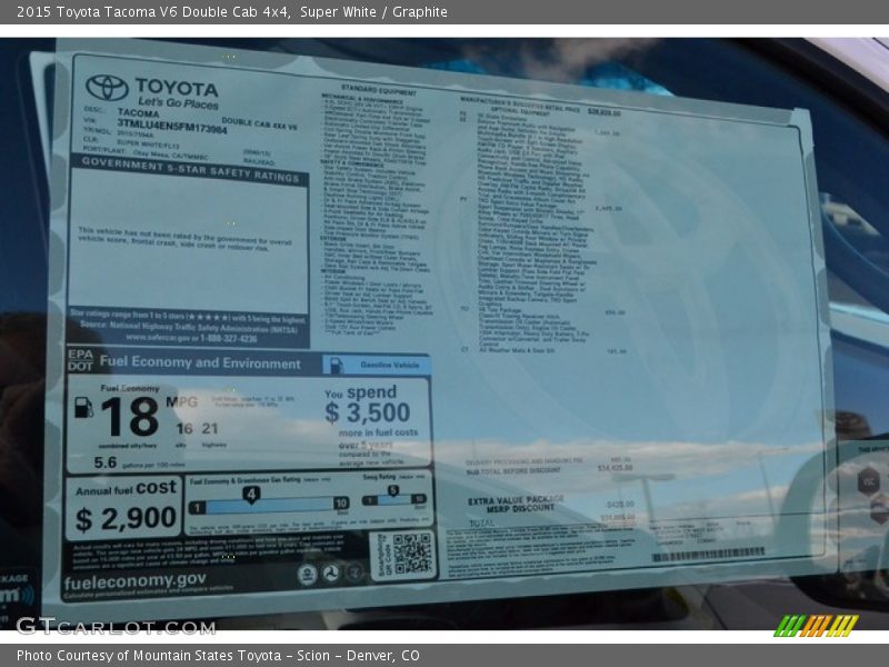 Super White / Graphite 2015 Toyota Tacoma V6 Double Cab 4x4