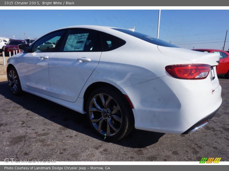 Bright White / Black 2015 Chrysler 200 S