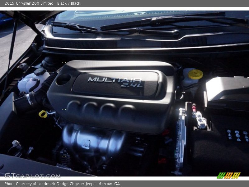 Black / Black 2015 Chrysler 200 Limited