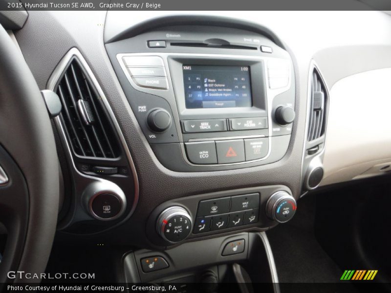 Graphite Gray / Beige 2015 Hyundai Tucson SE AWD