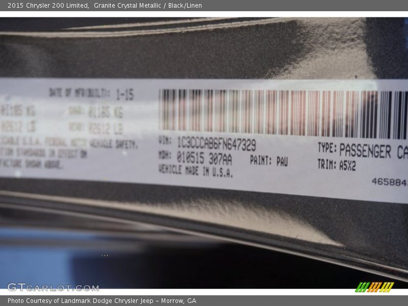 Granite Crystal Metallic / Black/Linen 2015 Chrysler 200 Limited