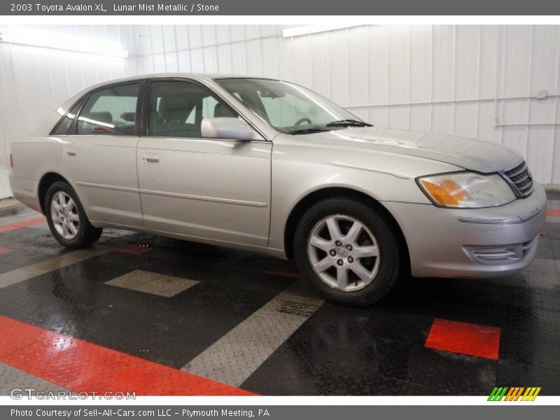 Lunar Mist Metallic / Stone 2003 Toyota Avalon XL