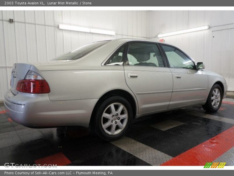 Lunar Mist Metallic / Stone 2003 Toyota Avalon XL