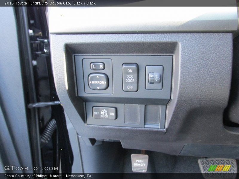Black / Black 2015 Toyota Tundra SR5 Double Cab