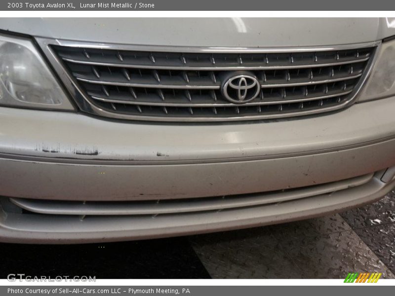 Lunar Mist Metallic / Stone 2003 Toyota Avalon XL