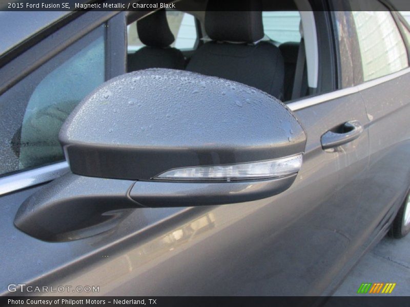 Magnetic Metallic / Charcoal Black 2015 Ford Fusion SE